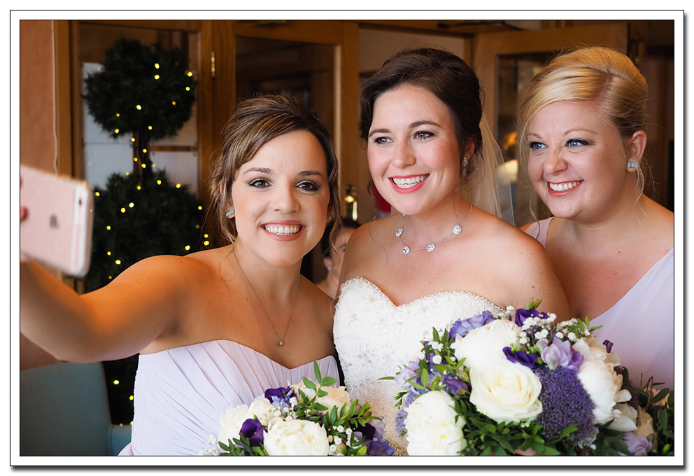 bride and bridesmaids at the expanse hotel - gary Simpson photography
