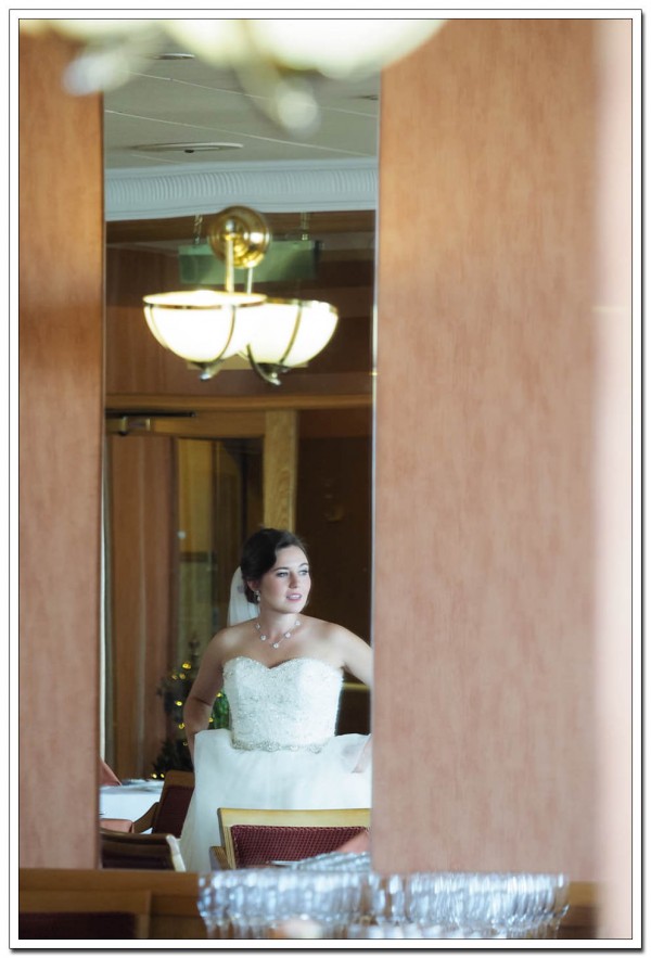 bridal portrait at the expanse hotel
